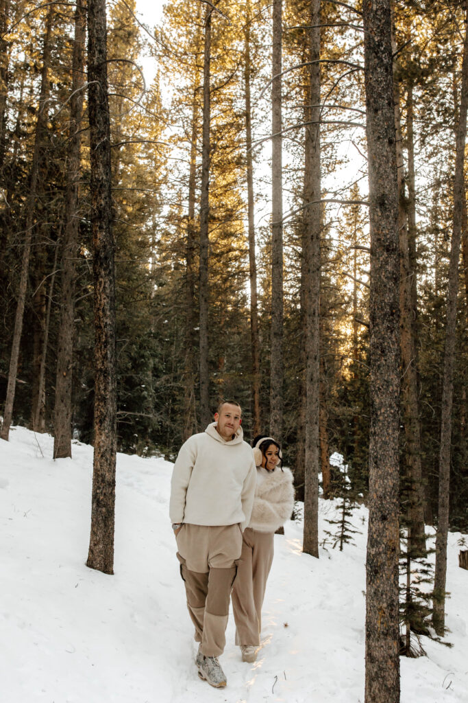 winter engagement photos