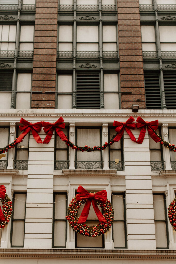 Macy's christmas decorations New York 